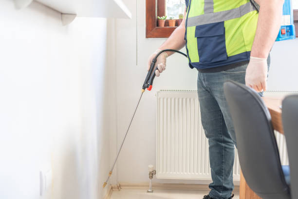 Best Exterminator Services  in Thedral City, CA